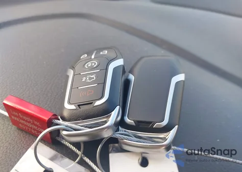 2014 Ford Fusion Titanium z USA, uszkodzony, nr VIN 3FA6P0D98ER172840